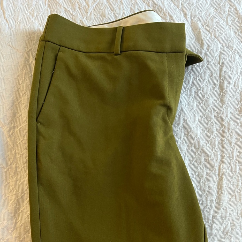 LOFT Olive Straight Leg Pants